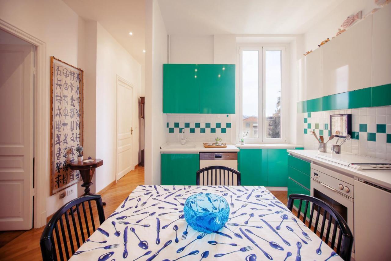 Green Apartment In The Center By Wonderful Italy サンレモ エクステリア 写真