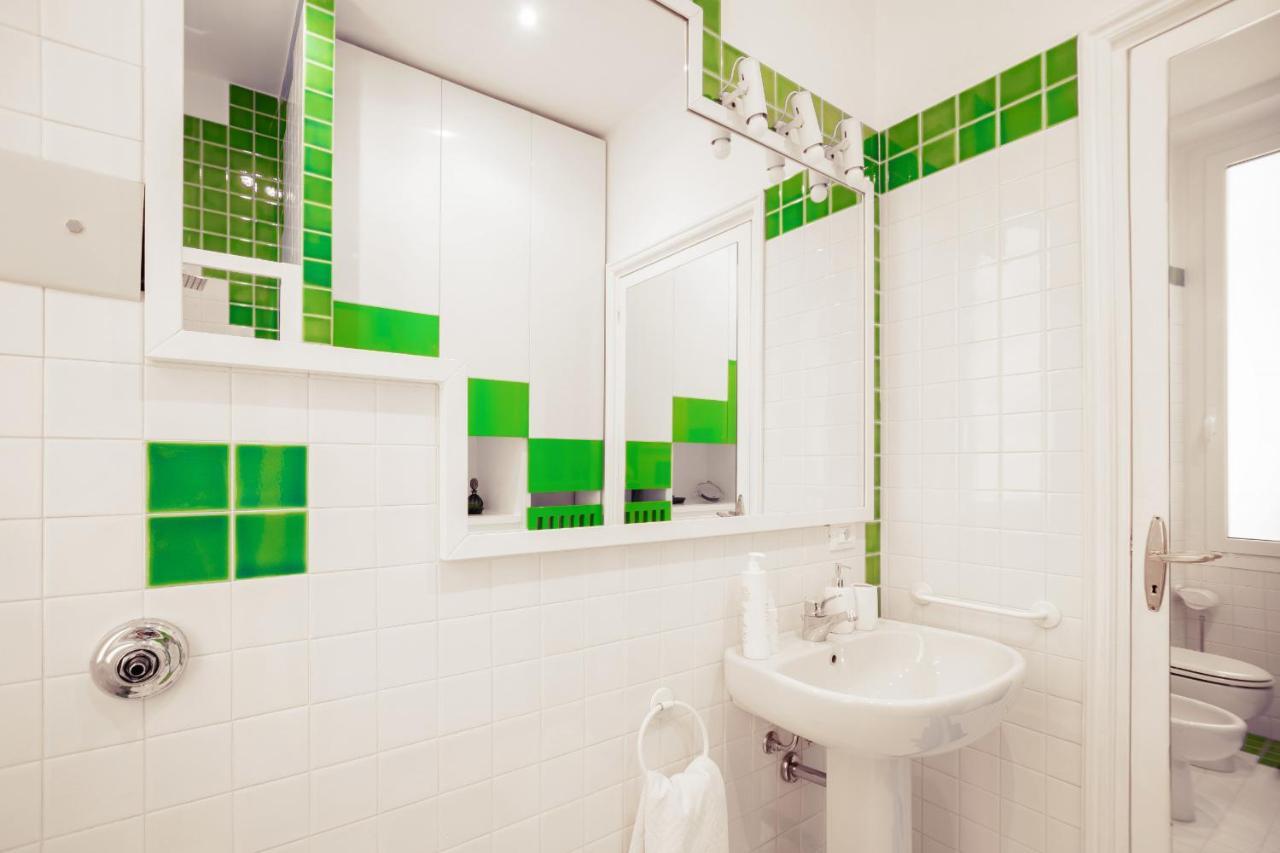 Green Apartment In The Center By Wonderful Italy サンレモ エクステリア 写真